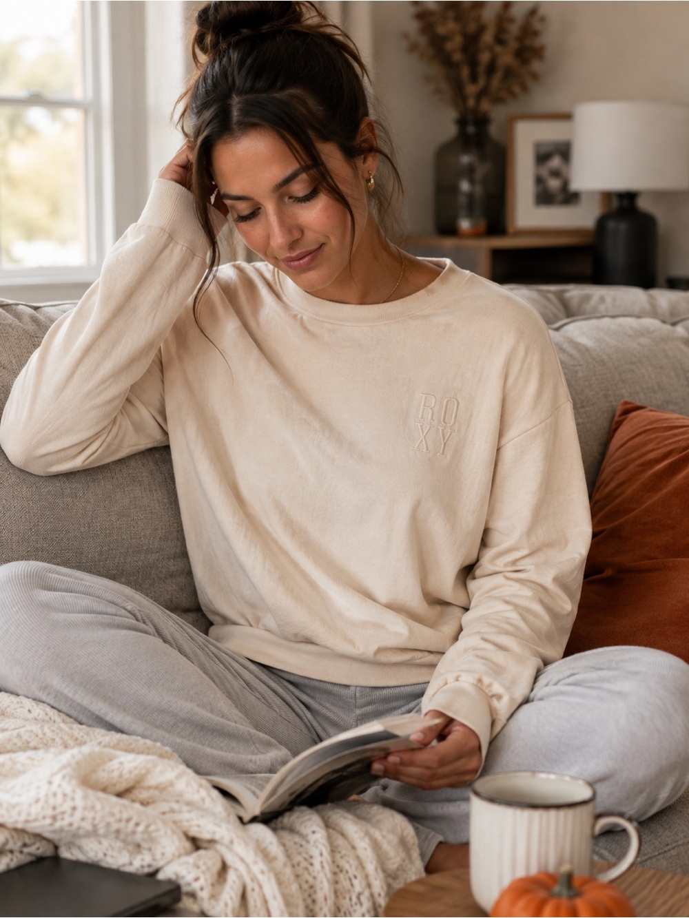 ROXY | Tapioca | L | 🌊 “Surfing By Moonlight” 🌕 | Cozy Sweatshirt ✨